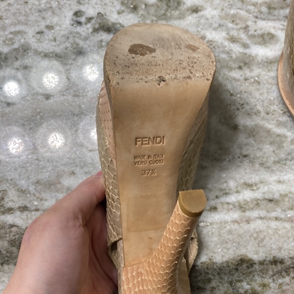 Fendi sz 37 1/2 gold heels. Will fit size 6, brand runs small. - Picture 4 of 5